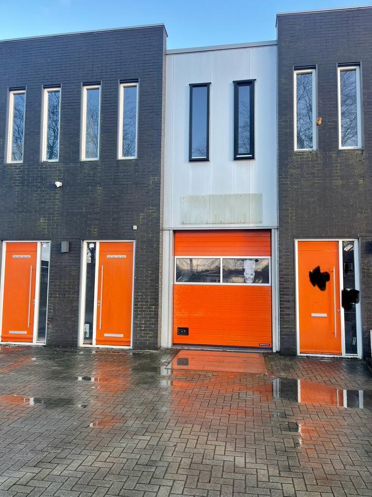 Te huur 130 m 2 kantoorruimte  of 55 en 75 m 2 te Dalfsen, 130 m², Huur, Kantoorruimte