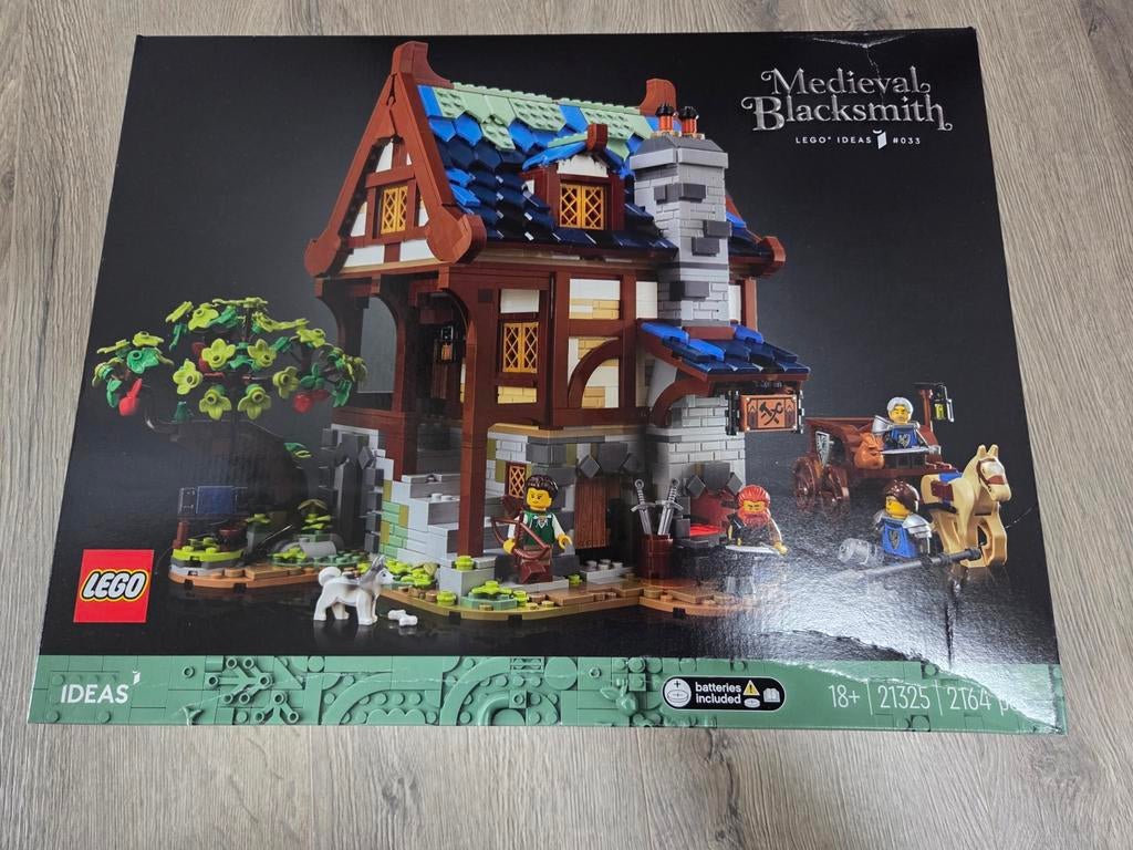 Lego Middeleeuwse smid (21325), Ophalen of Verzenden, Nieuw