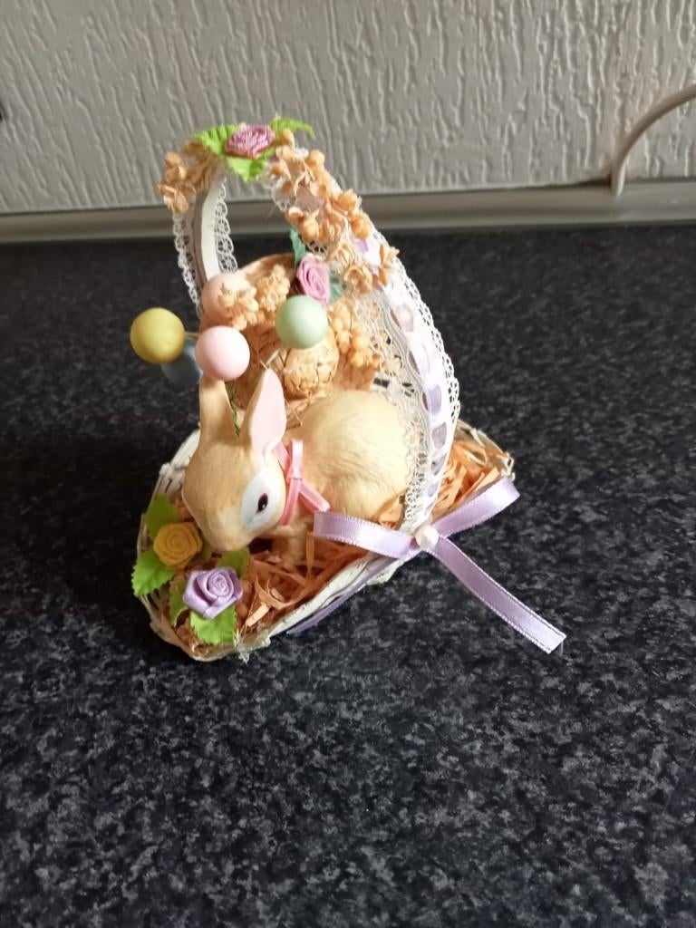 PASEN: mandje met haasje, Ophalen of Verzenden, Zo goed als nieuw