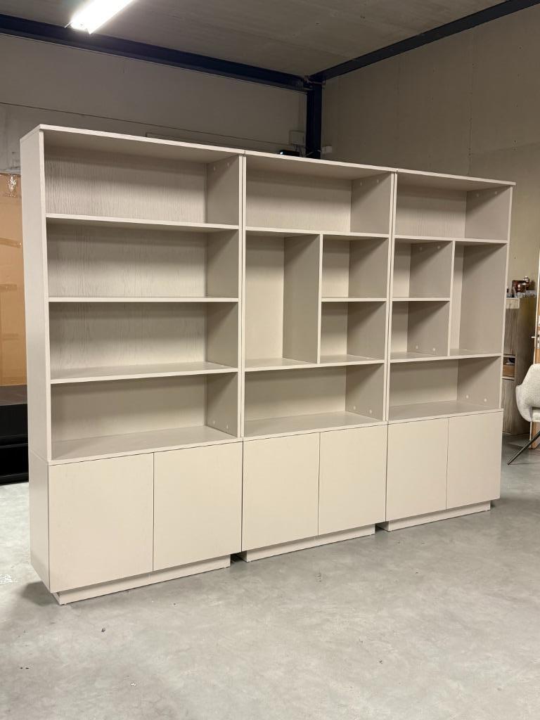 vakkenkast eiken fineer taupe Japandi hotel chique, Ophalen, 200 cm of meer, Nieuw, Minder dan 150 cm