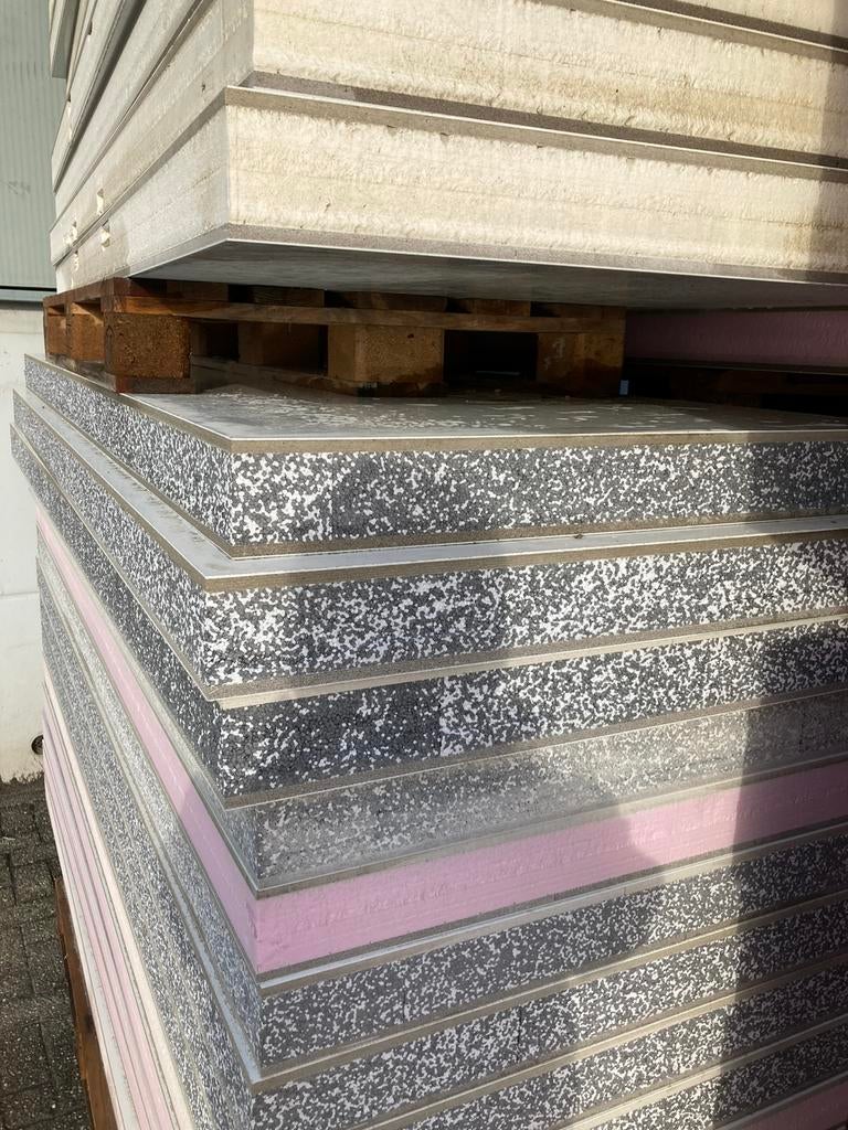 Geïsoleerde panelen met polyester 226 cm x 86 cm - 10 cm dik, Ophalen, Nieuw, Overige materialen, 100 mm of meer