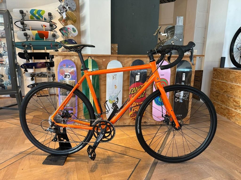 Kona Rove AL 700 – 56cm – Oranje – Ex Rental – Gravelbike, Fietsen en Brommers, 28 inch, Heren, Aluminium, Zo goed als nieuw