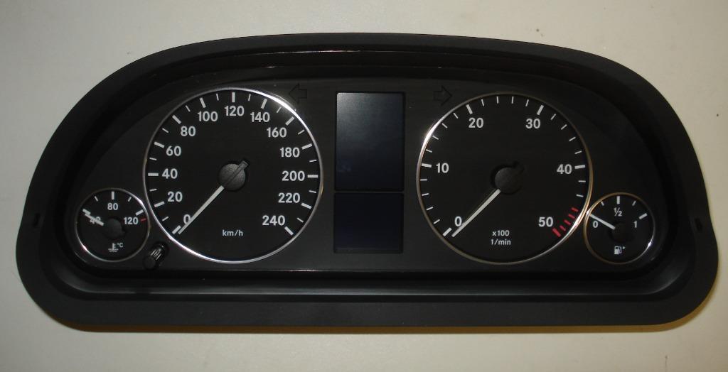 Reparatie Mercedes A-klasse instrumentenpaneel, Ophalen of Verzenden, Gebruikt, Mercedes-Benz
