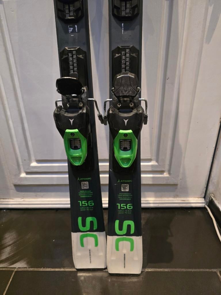 156cm ATOMIC REDSTER SC ALL SNEUW CARVE SKIS, Sport en Fitness, Skiën en Langlaufen, 160 tot 180 cm, Ophalen of Verzenden, Zo goed als nieuw