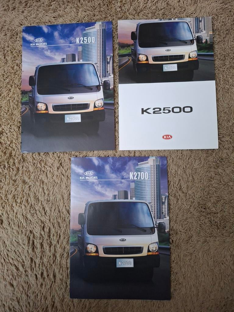 3x autofolder Kia 2500/2700, Verzenden, Zo goed als nieuw, Algemeen