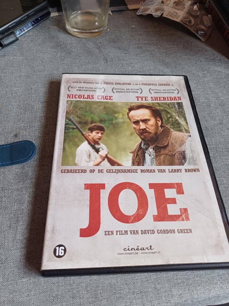 Joe, Alle leeftijden, Verzenden, Zo goed als nieuw