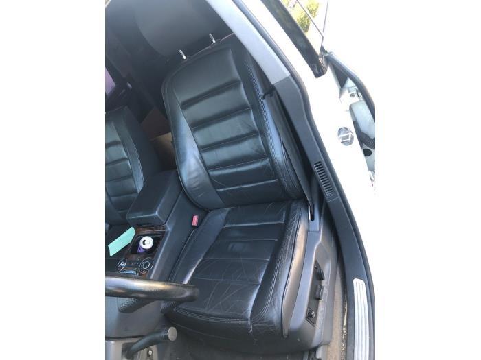 Voorstoelen links + rechts van een Volkswagen Touareg, Gebruikt, -, Volkswagen, -