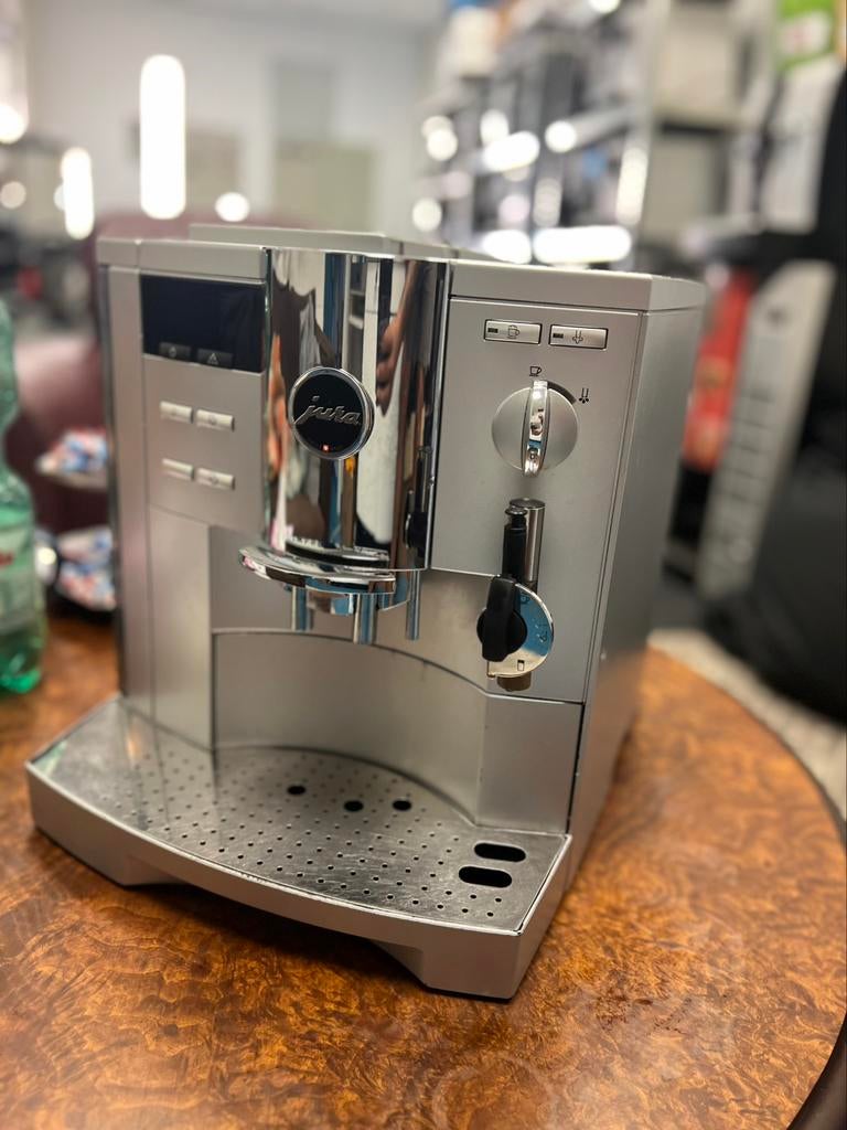 Jura s 9.2, Witgoed en Apparatuur, Koffiezetapparaten, Info@jura.com, 10 kopjes of meer, Koffiemachine, Ophalen of Verzenden