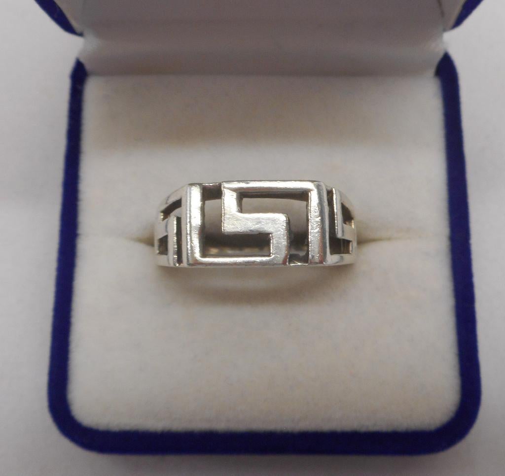 Zilveren vintage herenring met meander maat 20,5 nr.1539, 20 of groter, Verzenden, Heer, Zo goed als nieuw