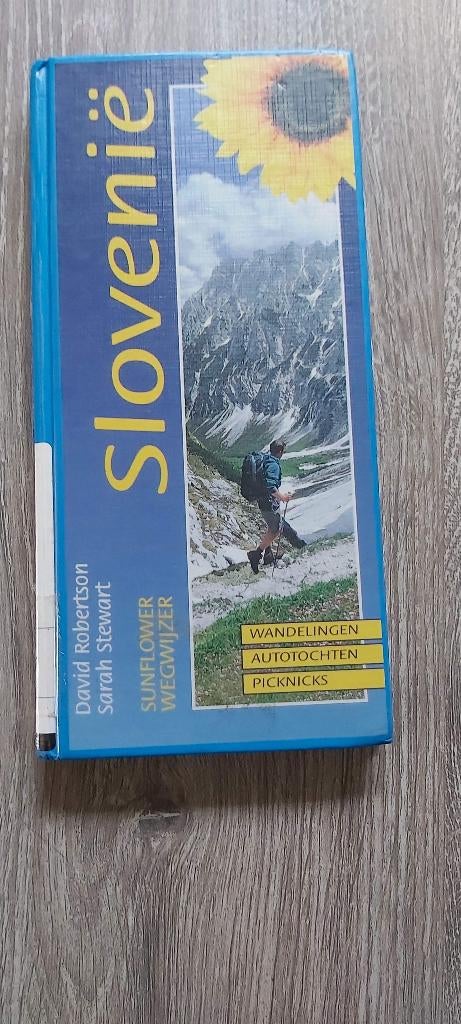 Sunflower gids Slovenie autoroutes fietsroutes, Fiets- of Wandelgids, Sunflower, Europa, Ophalen of Verzenden