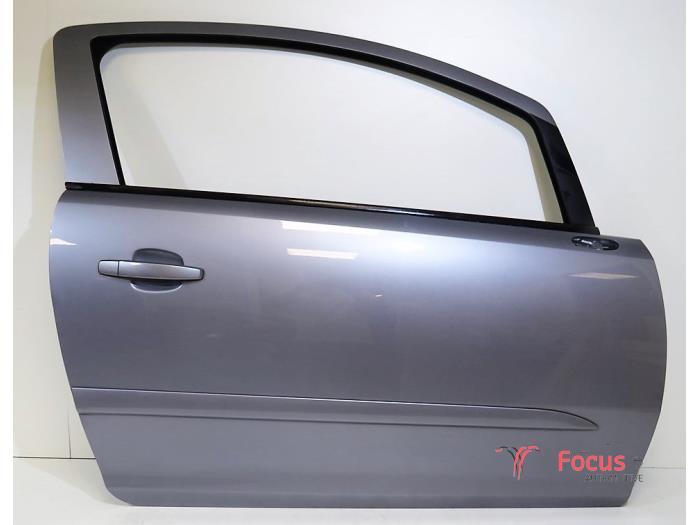 Portier 2Deurs rechts van een Opel Corsa (Z163), Auto-onderdelen, Carrosserie en Plaatwerk, Gebruikt, -, Deur, -