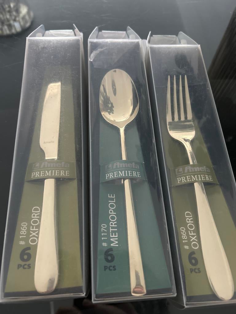 Amefa Premiere Bestekset - Oxford & Metropole (18 stuks), Huis en Inrichting, Keuken | Bestek, Ophalen of Verzenden, Nieuw, Rvs of Chroom