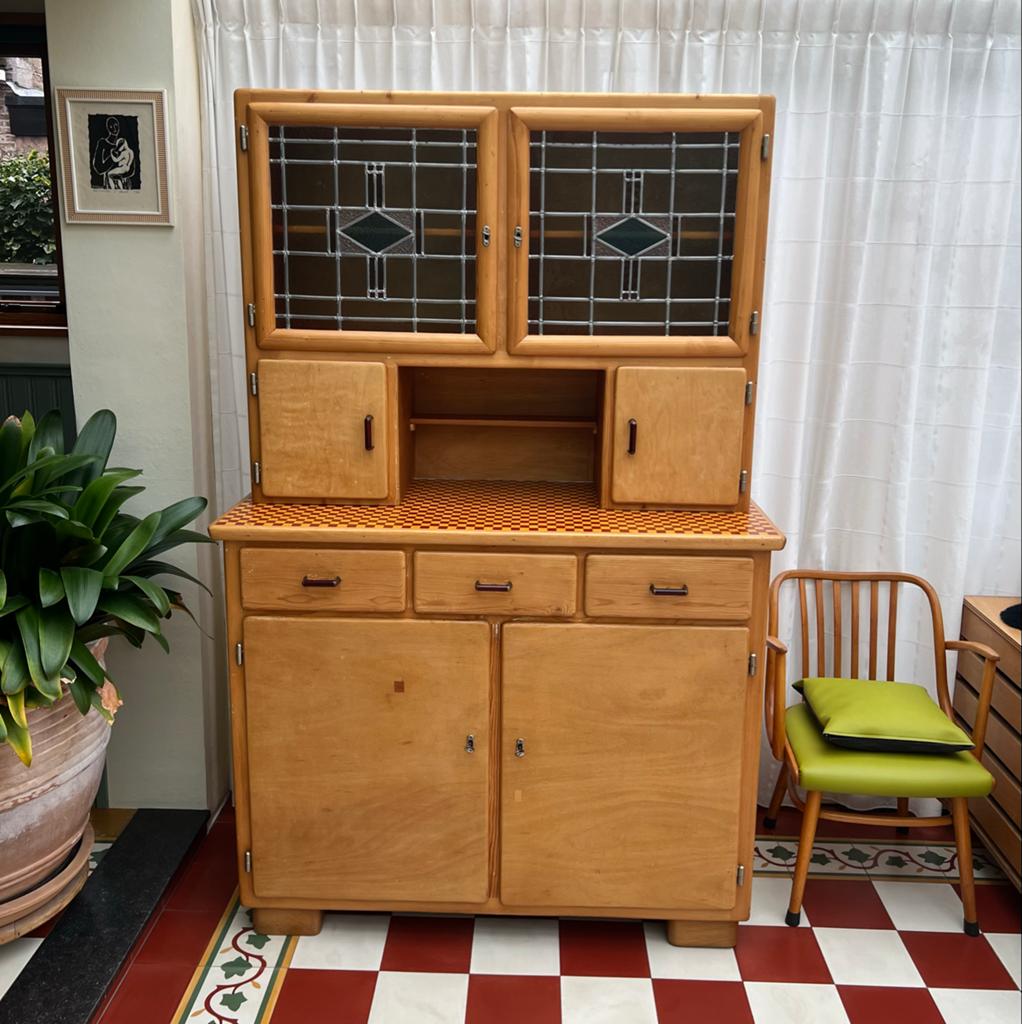 Vintage Keukenkast / Dressoir met Glas-in-lood, Antiek en Kunst, Ophalen