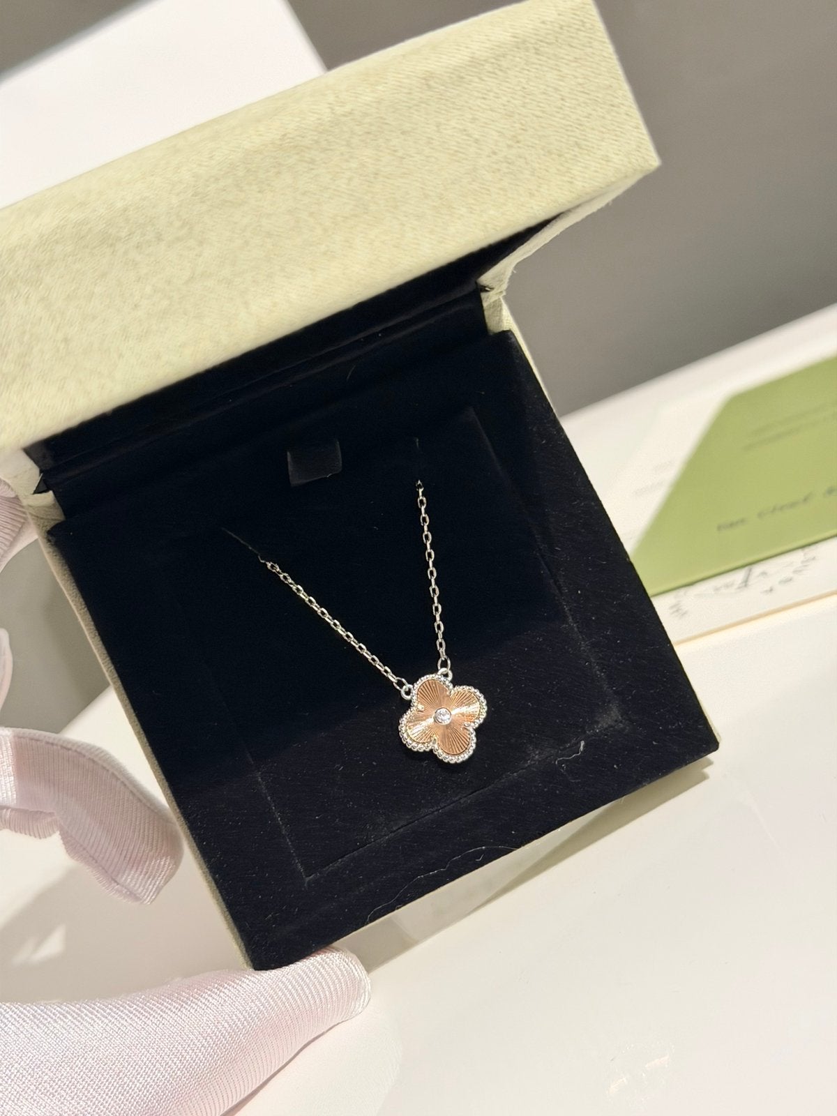 Van cleef & Arpels ketting, Verzenden, Nieuw, Zilver