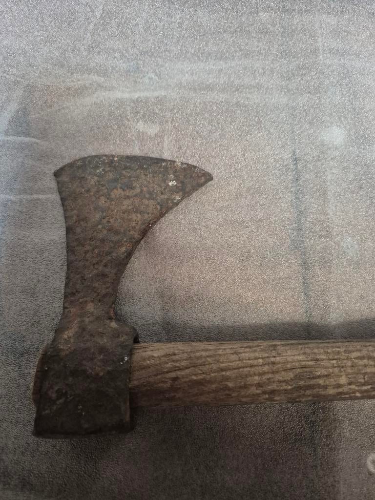 Authentieke Viking Bijl - Grondvondst, Ophalen of Verzenden
