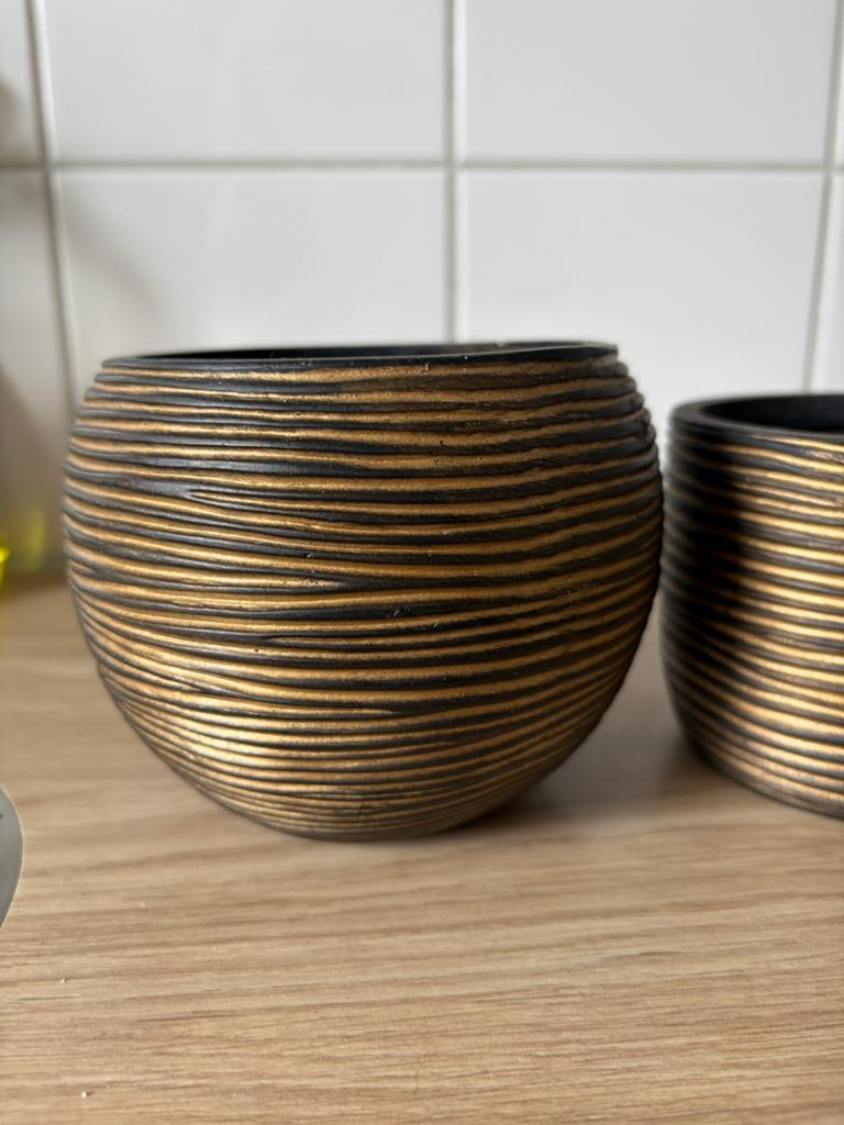 Capi potjes goud en antraciet, Ophalen, Kunststof, Rond, Zo goed als nieuw