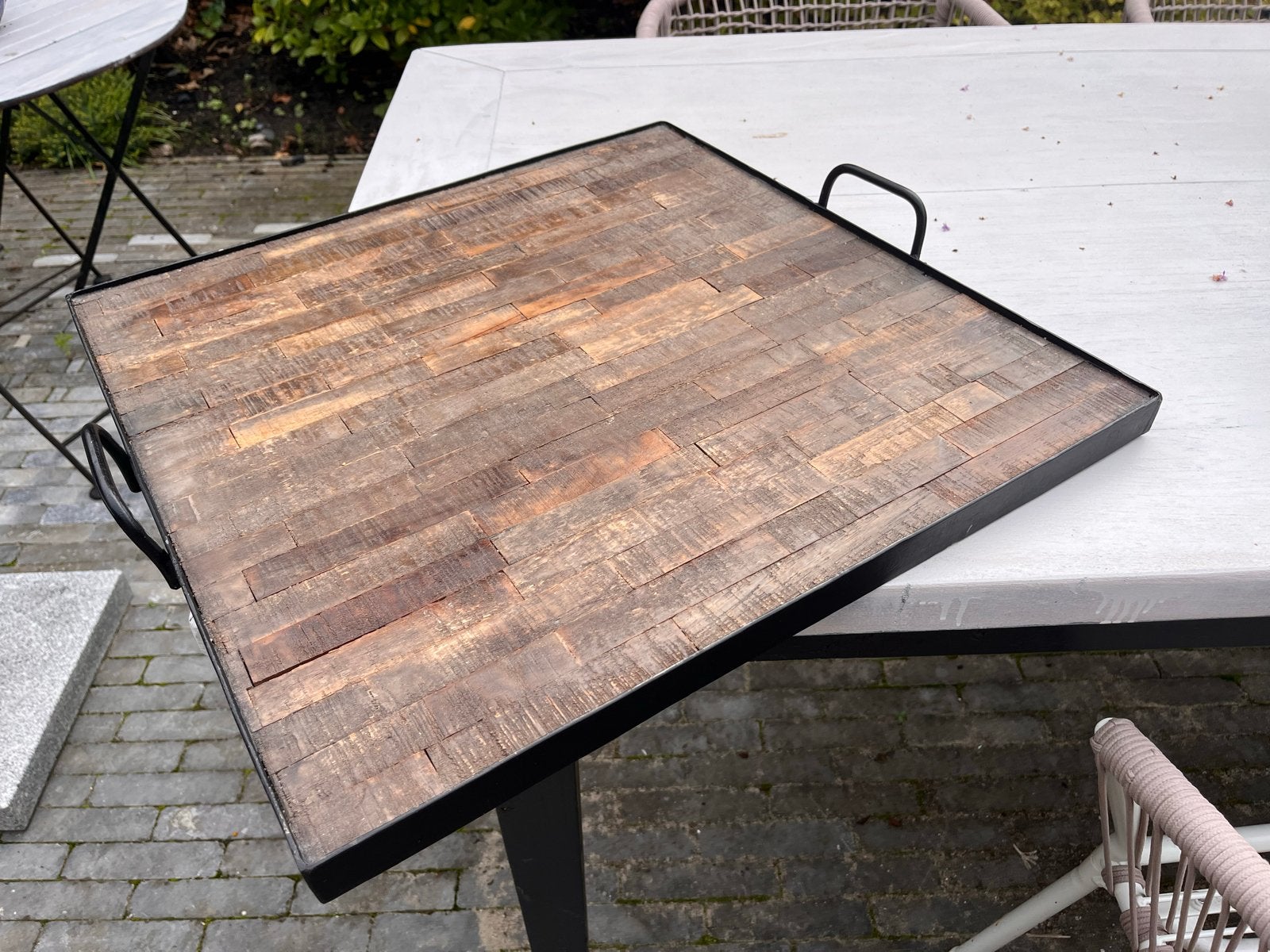 Robuust houten dienblad - Zeer goede staat, Huis en Inrichting, Ophalen, Vierkant, Zo goed als nieuw, Dienblad