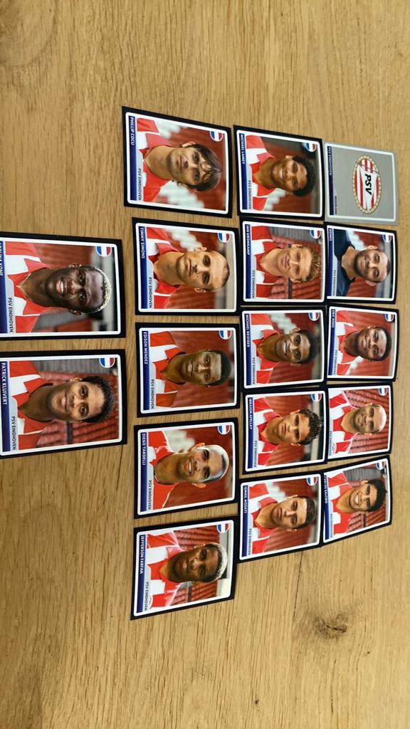 Panini 06 psv met Kluivert, Ophalen of Verzenden, Zo goed als nieuw, PSV, Poster, Plaatje of Sticker