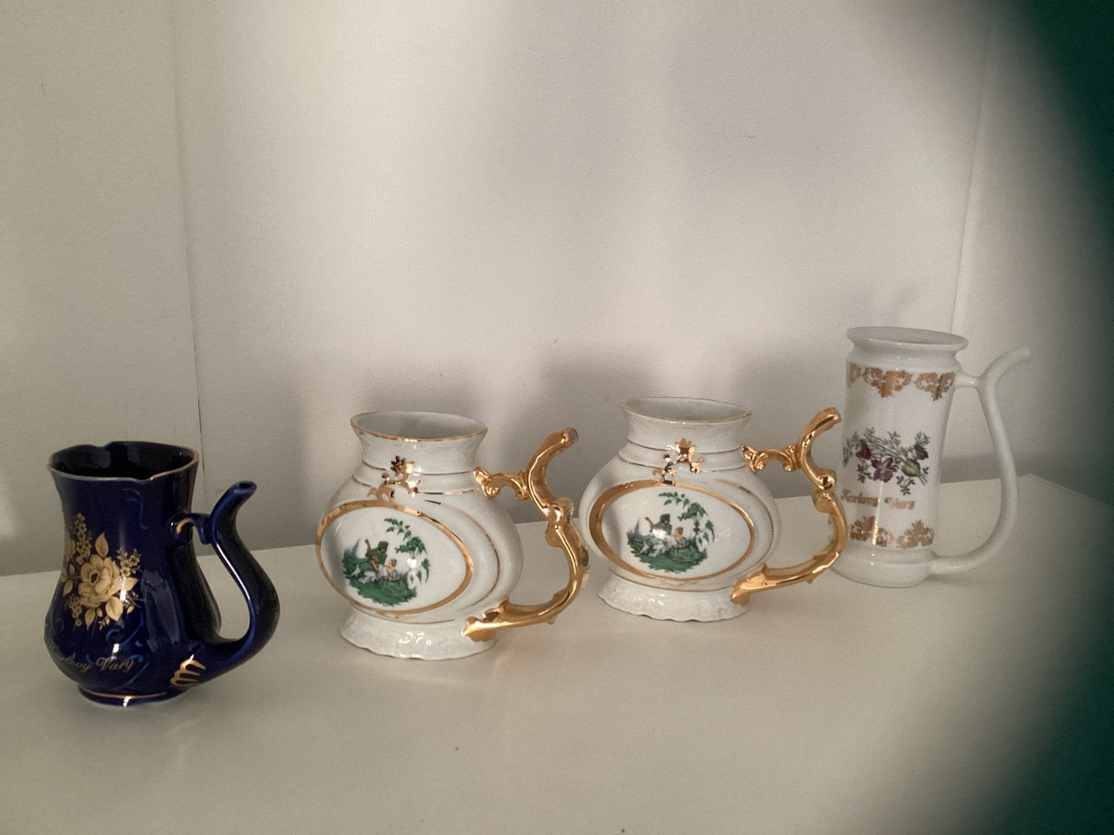 Vintage, 5x kuur porseleinen bekers uit Tsjecho-Slowakije, Overige typen, Ophalen of Verzenden, Zo goed als nieuw, Overige stijlen