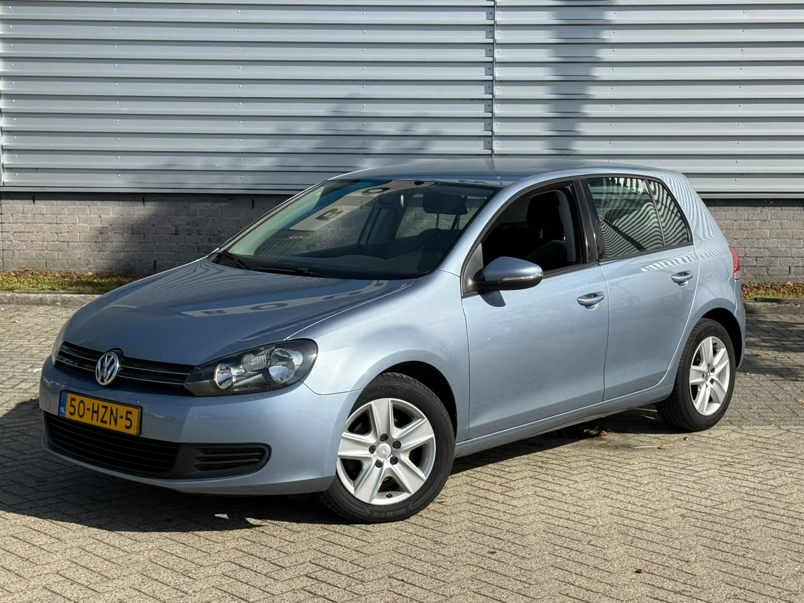Volkswagen Golf 1.6 Comfortline (bj 2009), Voorwielaandrijving, Euro 5, Stof, Gebruikt