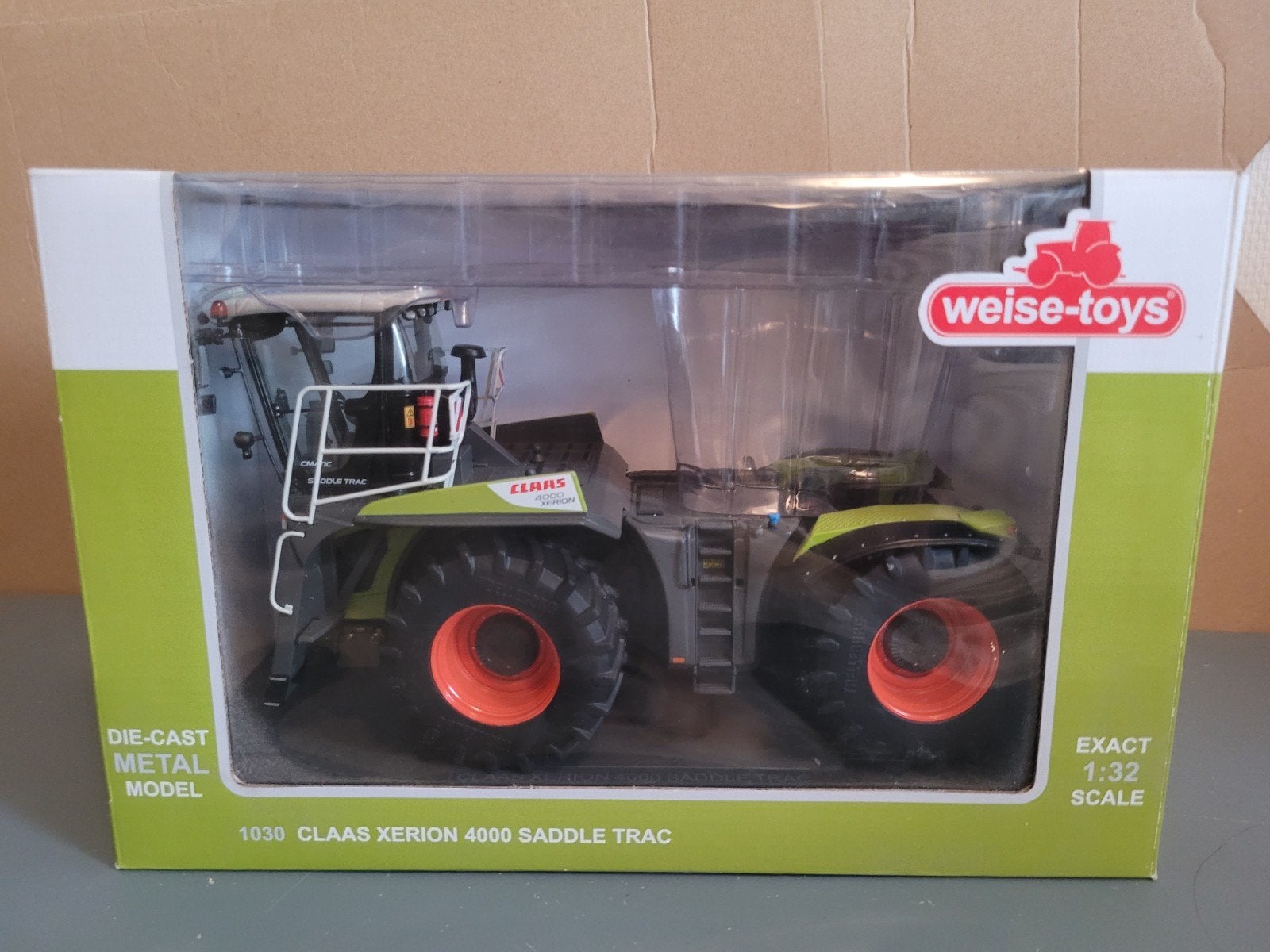 miniatuur claas xerion 4000 saddle trac, Ophalen, Nieuw, Tractor of Landbouw, Overige merken