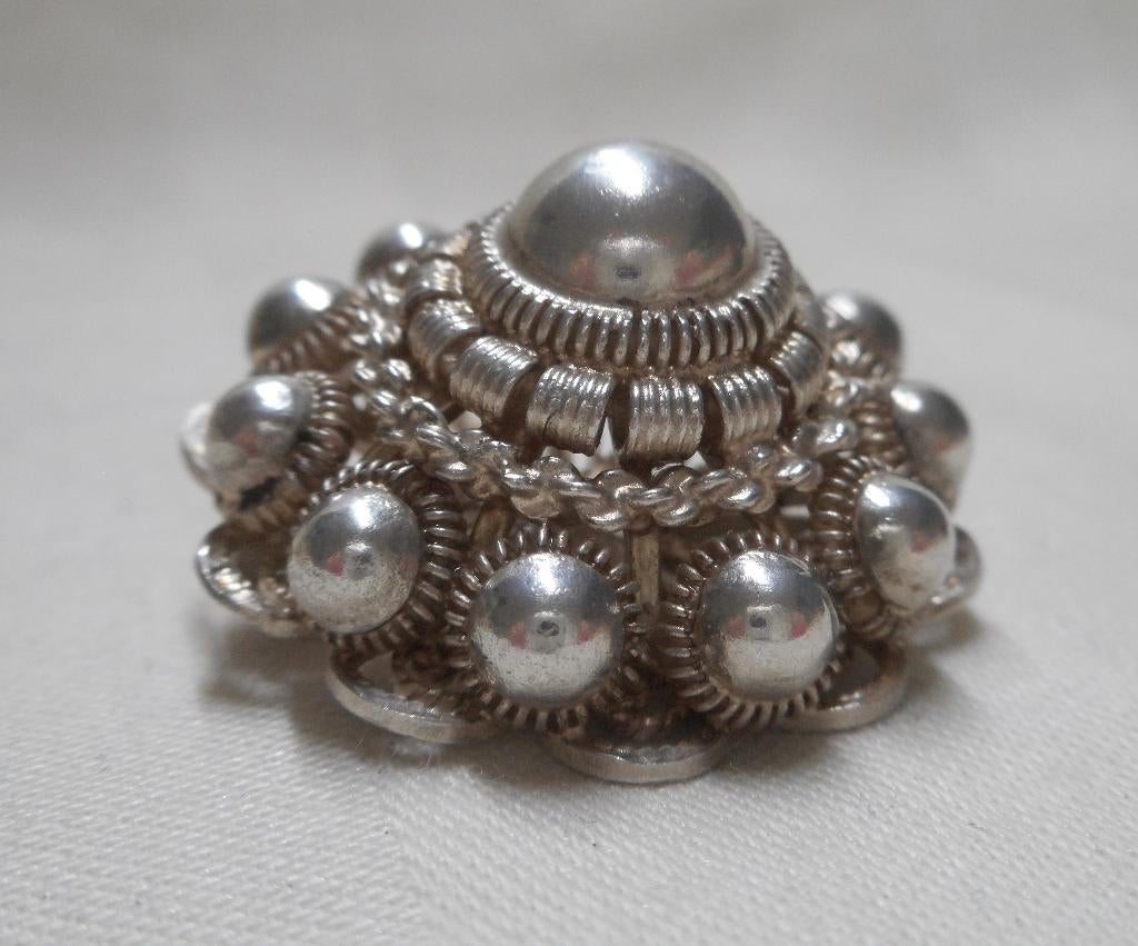 Zilveren Zeeuwse knop broche nr.1296, Verzenden, Zilver, Broche
