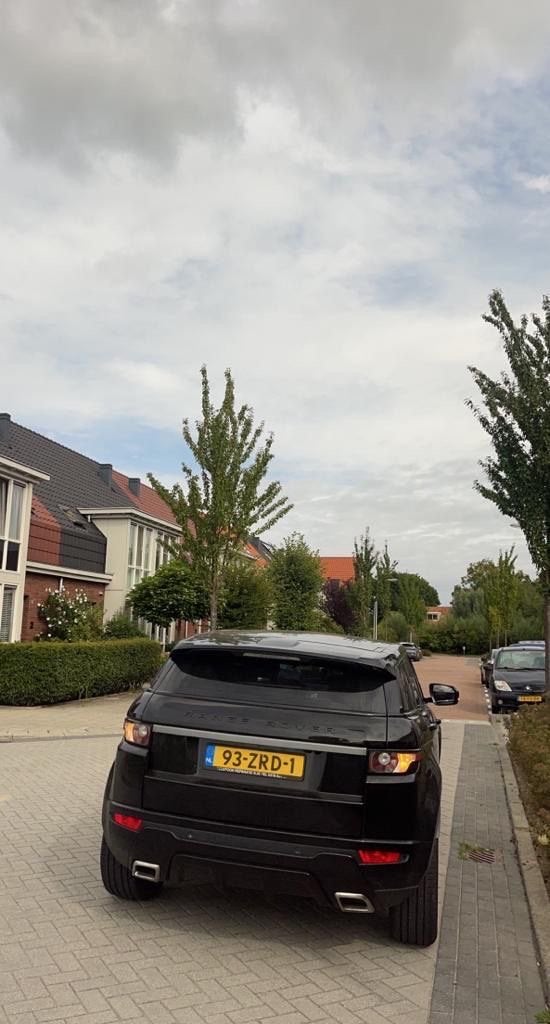 Land Rover Range Rover Evoque 2.2 TD4 4WD AUT 2013 Zwart, Auto's, Automaat, 15 km/l, 1800 kg, 4 cilinders