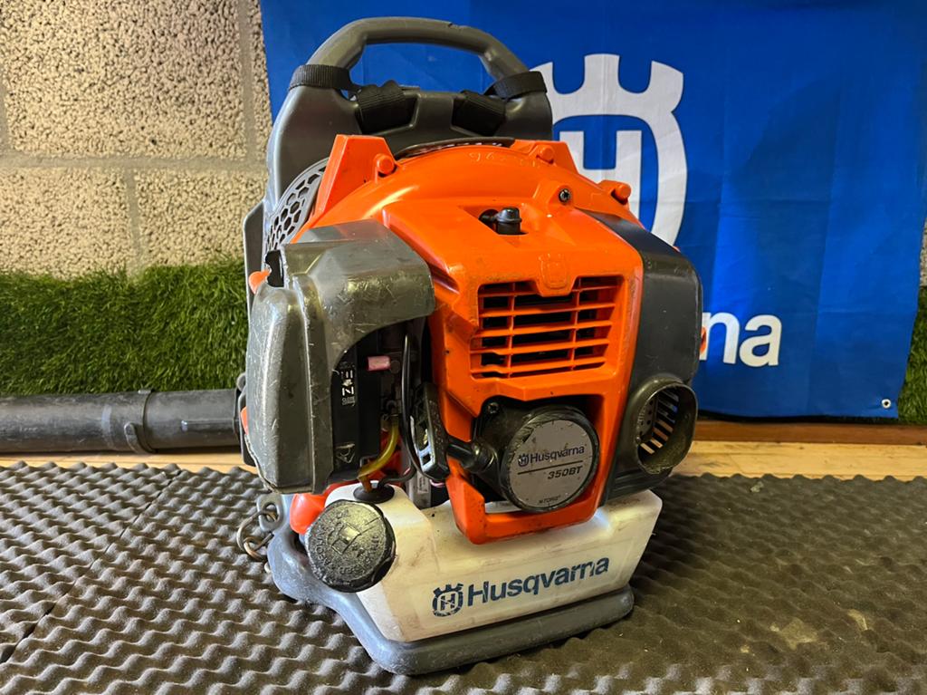 Husqvarna 350BT Bladblazer ruggedragen Benzine 2017, Ophalen of Verzenden, Zo goed als nieuw