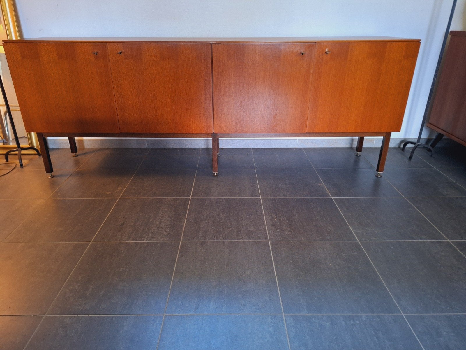 Vintage dressoir midcentury., Huis en Inrichting, Kasten | Dressoirs, Ophalen, Gebruikt, 25 tot 50 cm, 200 cm of meer