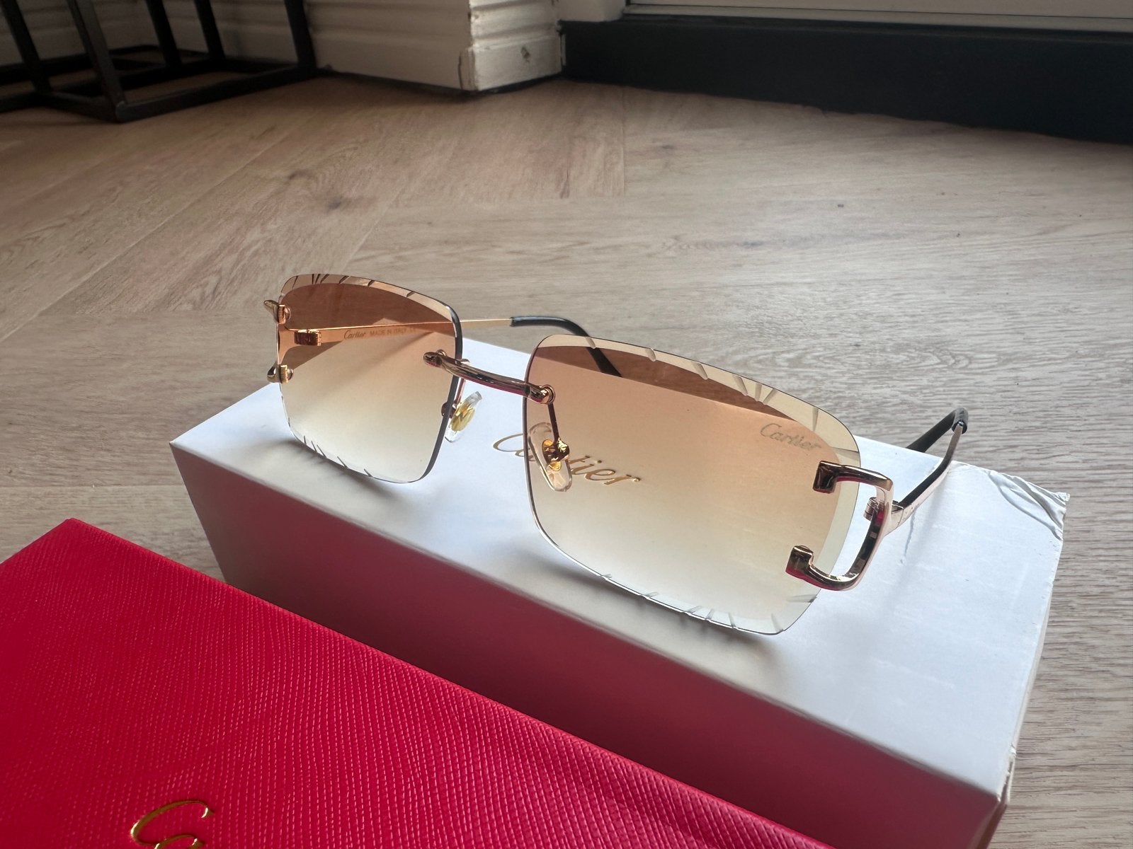 Nieuwe bruine cartier zonnebril unisex dames en heren €95, Sieraden, Tassen en Uiterlijk, Zonnebrillen en Brillen | Heren, Overige merken