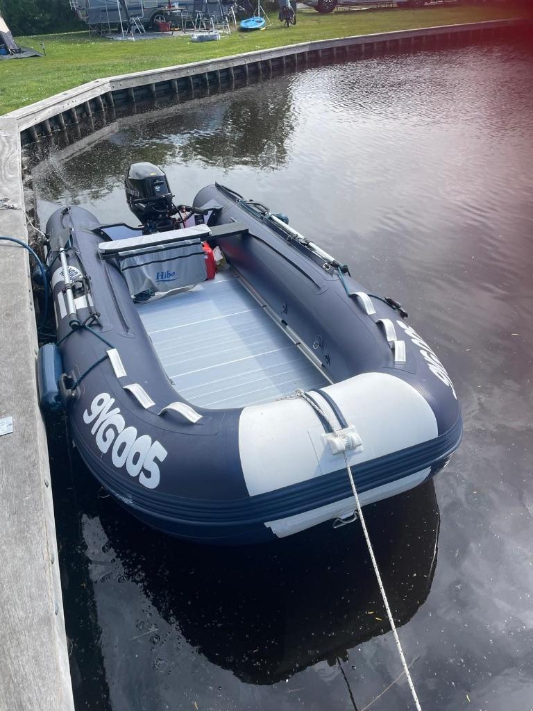 Hibo Rubberboot 3.90 met Tohatsu 15 PK (2023) z.g van.a.n., Ophalen, Aluminium, Anker, Zo goed als nieuw
