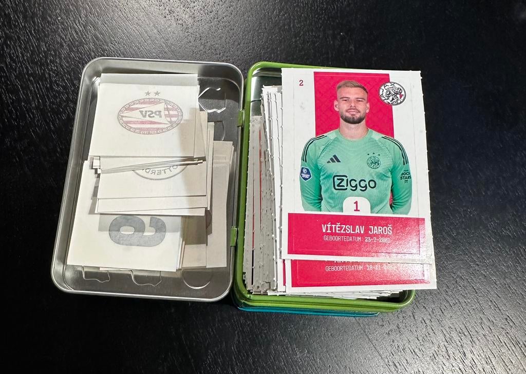 Plus voetbalplaatjes dubbel, Verzamelen, Supermarktacties, Plus, Ophalen of Verzenden