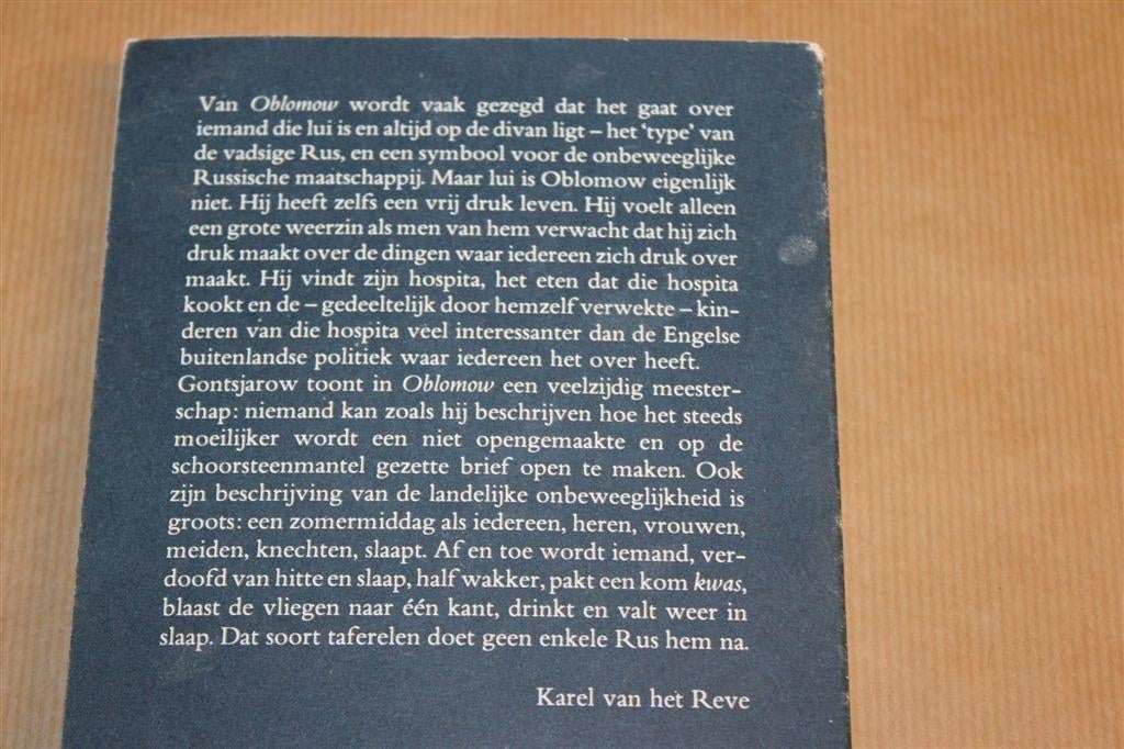 Oblomow — Gontsjarow — De Russische Bibliotheek, Ophalen of Verzenden, Gelezen