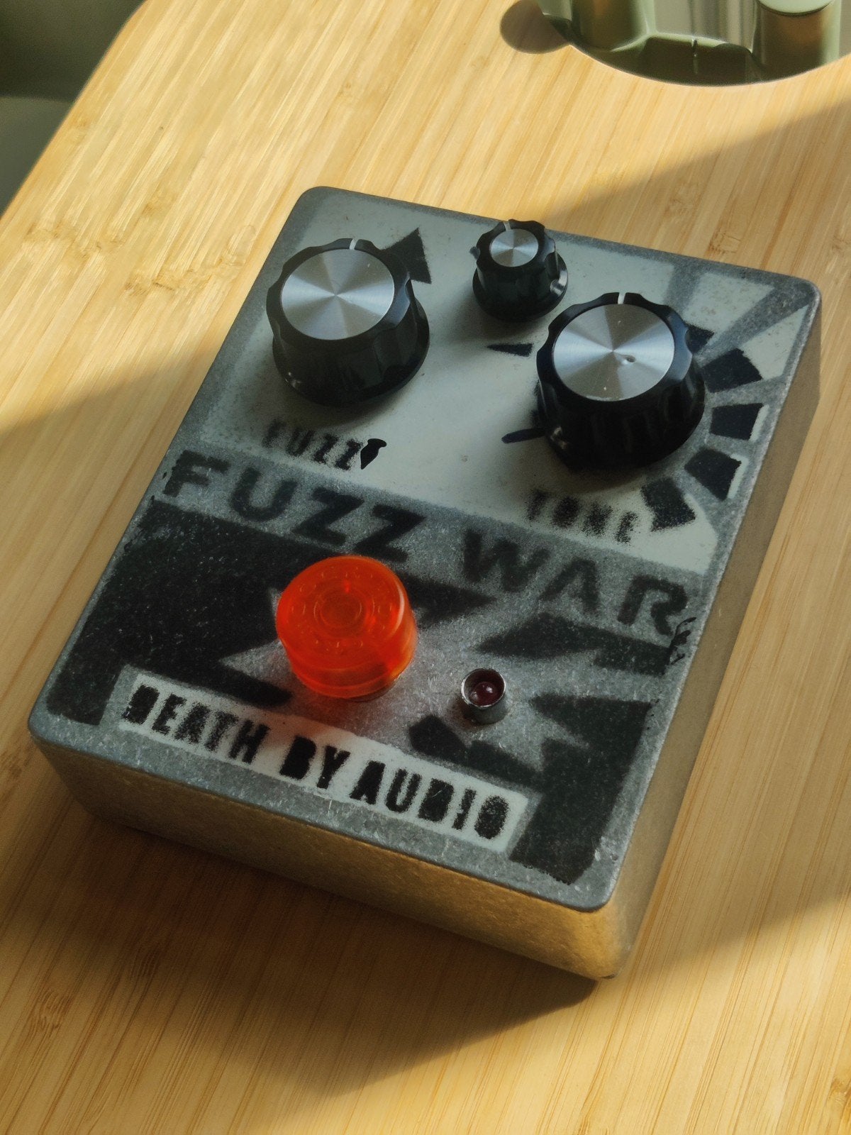 Death by Audio DBA Fuzz War, Muziek en Instrumenten, Effecten, Ophalen of Verzenden