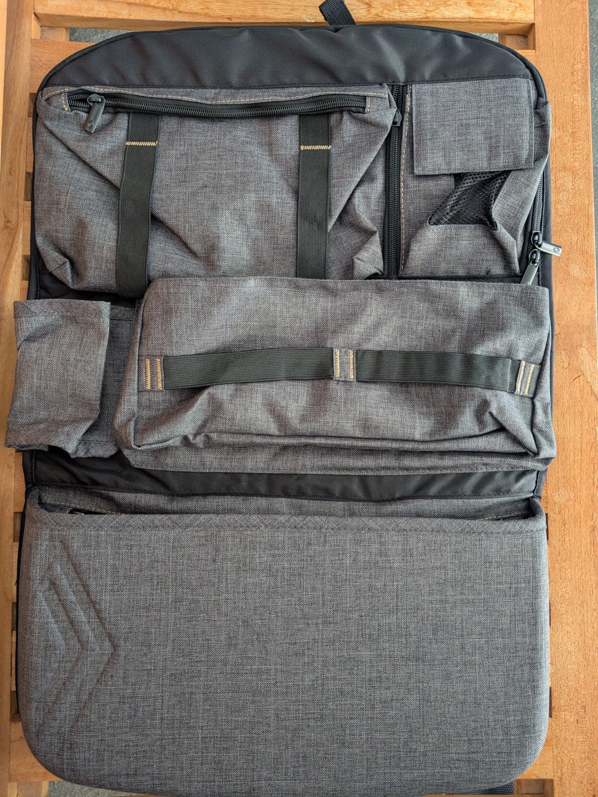 Renault Auto Organizer Rugleuning met Tablet Houder, Auto diversen, Auto-accessoires, Nieuw, Ophalen