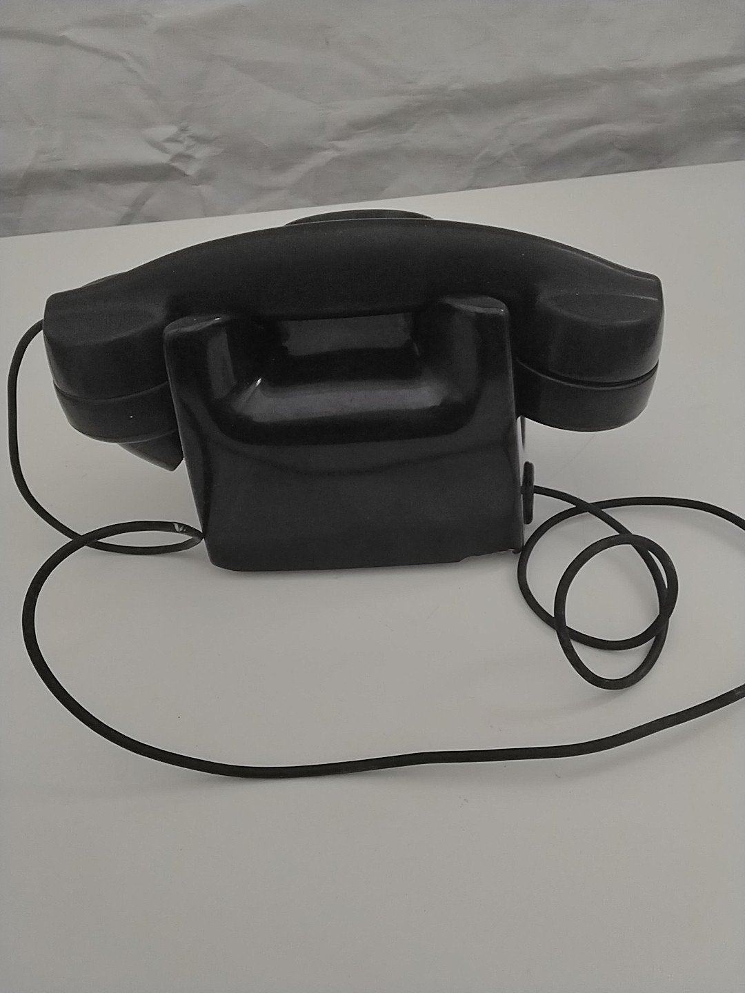Vintage Bakelieten Telefoon met Draaischijf - Jaren '50, Telecommunicatie, Vaste telefoons | Niet Draadloos, Ophalen of Verzenden