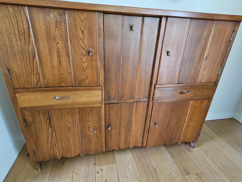 Vintage retro jaren 50 dressoirMeeuwisOirschoteiken vakwerk, Huis en Inrichting, Kasten | Dressoirs, Ophalen, Gebruikt, 25 tot 50 cm