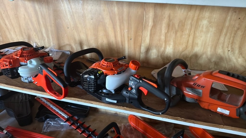 Motorheggenschaar en accu heggenscharen, Ophalen of Verzenden, Zo goed als nieuw, Benzine, STIHL