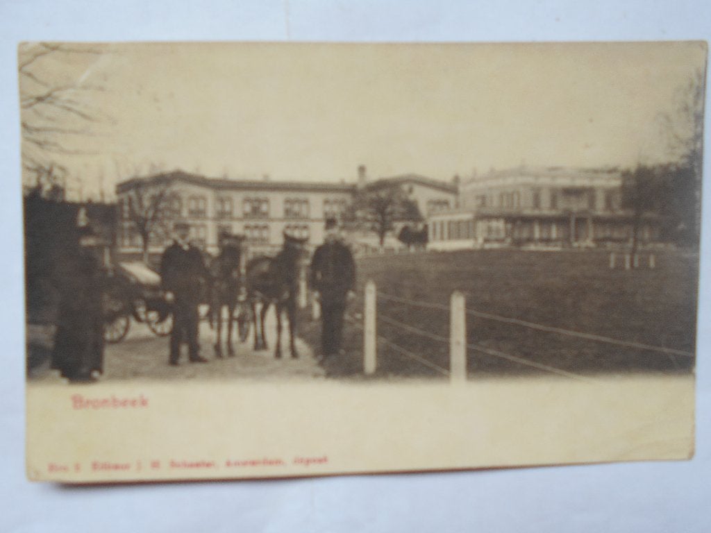 Arnhem Bronbeek in 1900 bij het rijtuig met de paarden, Verzamelen, Ophalen of Verzenden, Voor 1920, Gelopen, Gelderland