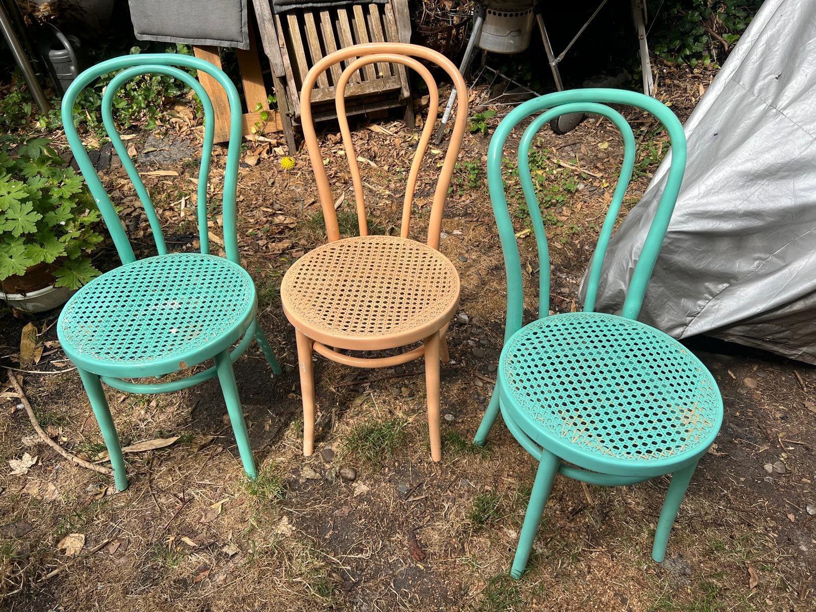 3 klassieke thonet stoeltjes - webbing - geschilderd, Ophalen, Zo goed als nieuw, Rotan