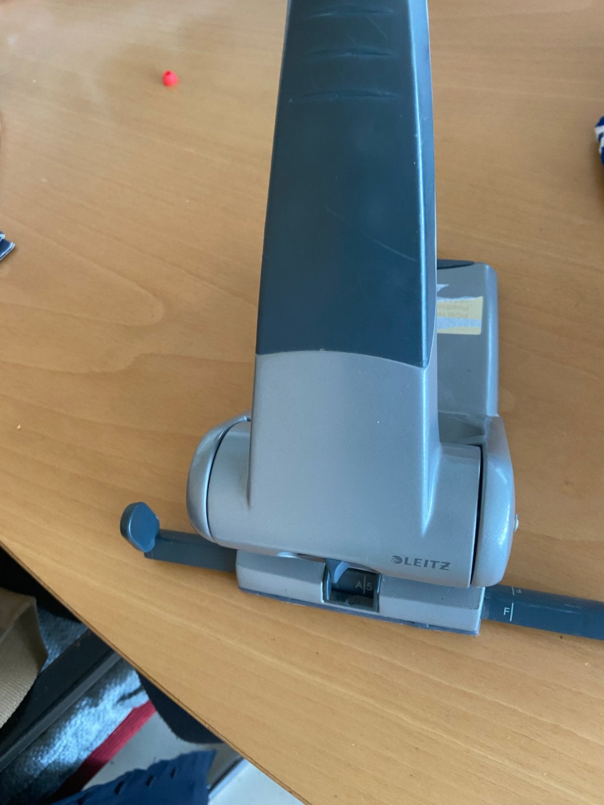 Leitz perforator zeer zwaar en sterk, Diversen, Bureau-accessoires, Gebruikt, Ophalen of Verzenden