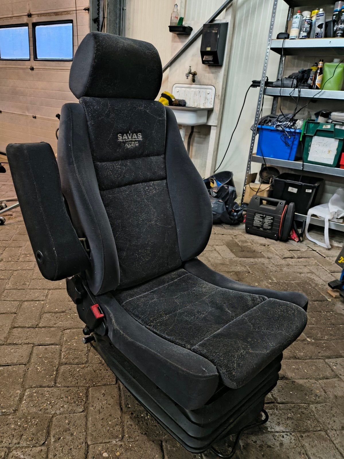 Luchtgeveerde Savas, Auto-onderdelen, Interieur en Bekleding, Ophalen, Gebruikt