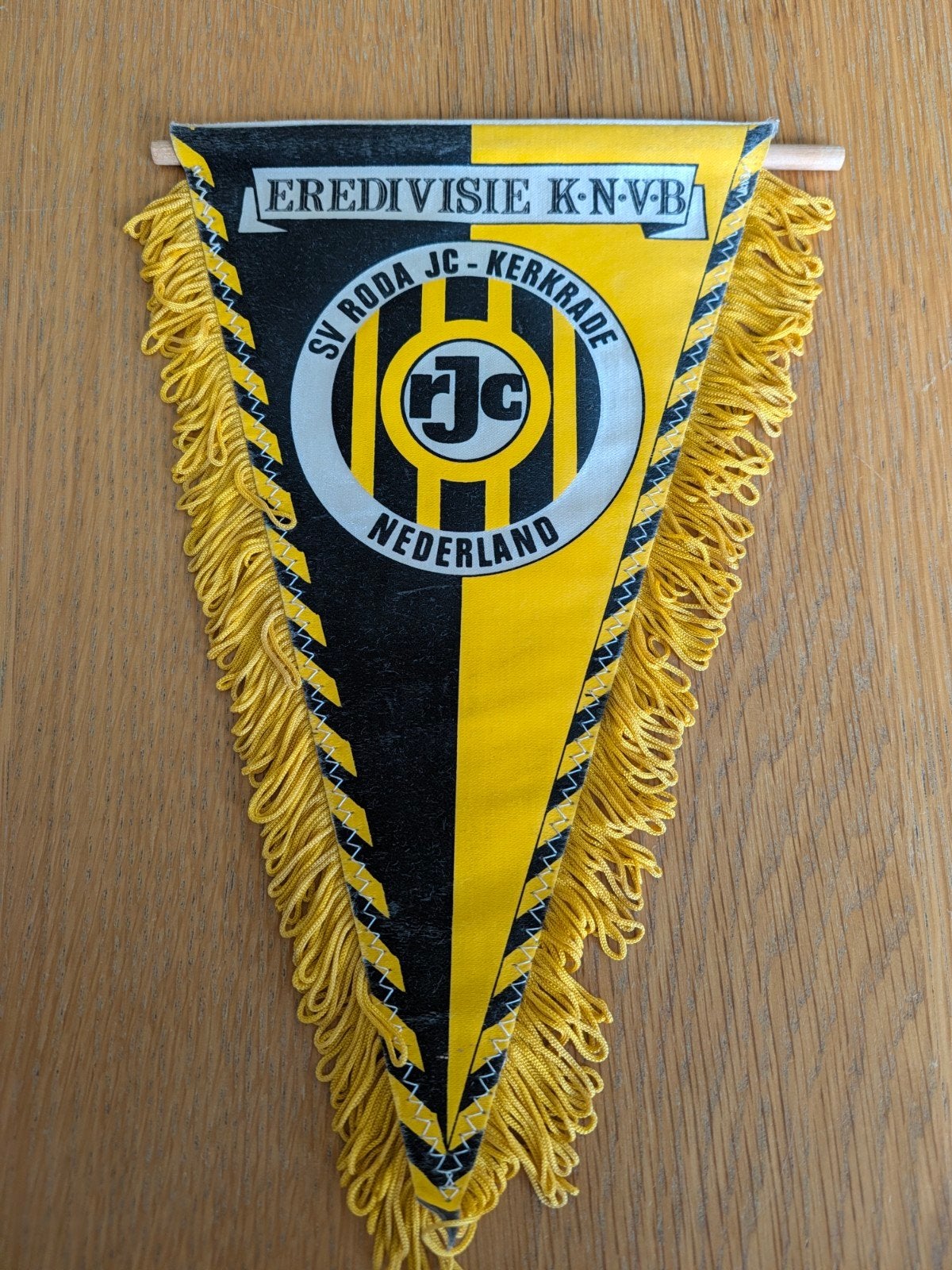 Roda JC vaan, Verzamelen, Ophalen of Verzenden, Zo goed als nieuw, Roda JC, Vaantje of Sjaal