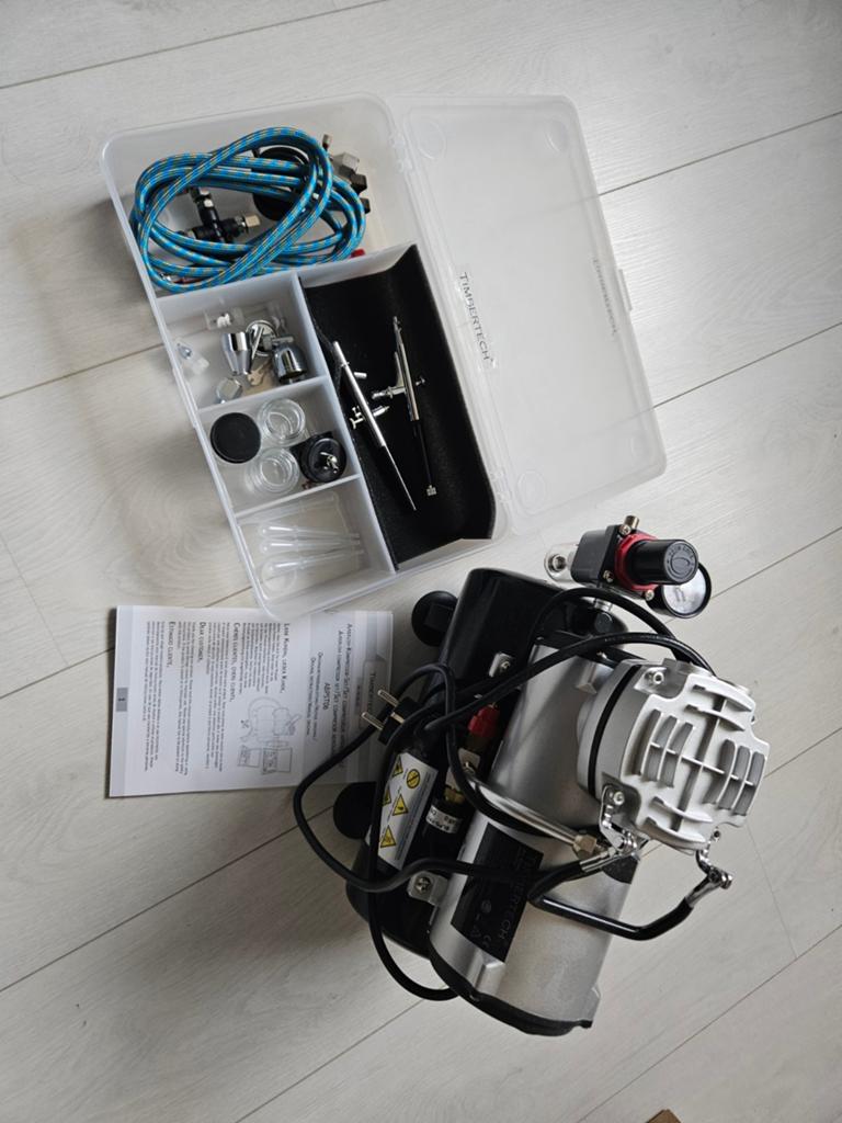 Airbrus set nieuw, Hobby en Vrije tijd, Modelbouw | Overige, Ophalen of Verzenden, Nieuw, Groter dan 1:32