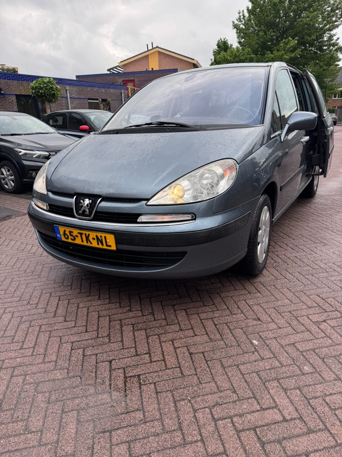 Peugeot 807 2.0 Automaat | 6-persoons | Verse APK tot 2027!, Auto's, Peugeot, 8 stoelen, 4 cilinders, 1634 kg, Adaptive Cruise Control