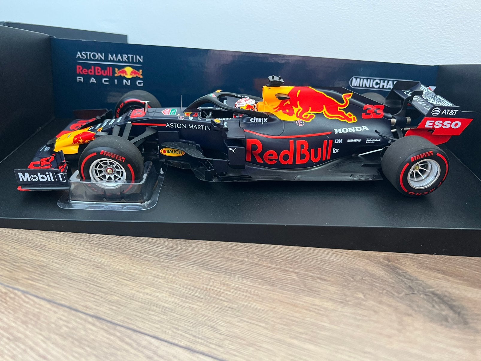 Max verstappen rb15 2019 minichamps 1:18, Ophalen of Verzenden, Zo goed als nieuw, MiniChamps