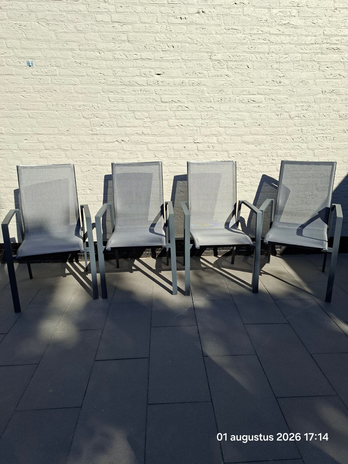 Antracietkleurige diningstoelen 4 stuks, Tuin en Terras, Tuinstoelen, Ophalen, Zo goed als nieuw, Aluminium, Stapelbaar