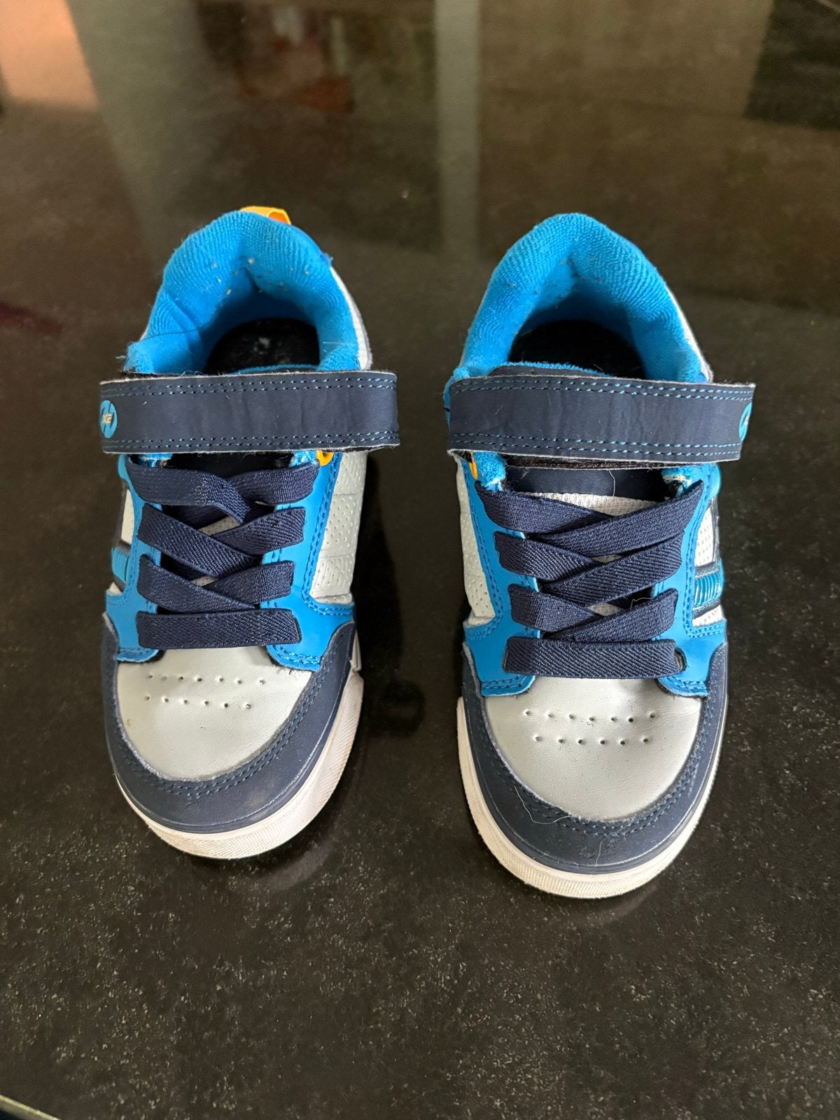 Kinder rolschoenen/ heelies.  Maat 30, Ophalen of Verzenden, Gebruikt