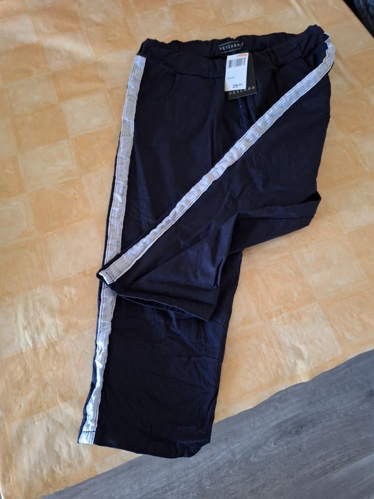Nieuwe Pescaro Capri Broek Maat XL, Kleding | Dames, Broeken en Pantalons, Zwart, Maat 46/48 (XL) of groter, Nieuw, Ophalen of Verzenden