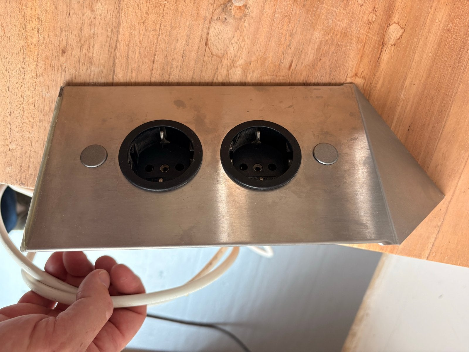 Hoekstopcontact voor bijv de keuken. Met ong 3 meter snoer, Ophalen of Verzenden, Gebruikt, Berker, Stopcontact